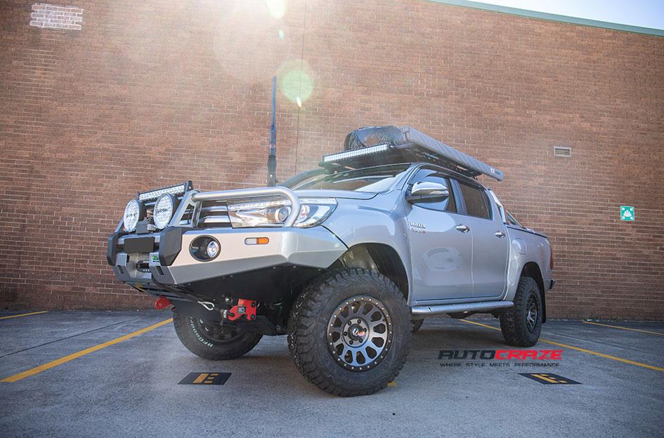 TOYOTA HILUX N80 4WD VECTOR MATTE GUN METAL